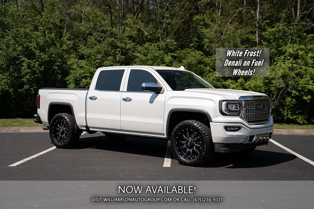 2017 GMC Sierra 1500 Denali Crew Cab 4WD