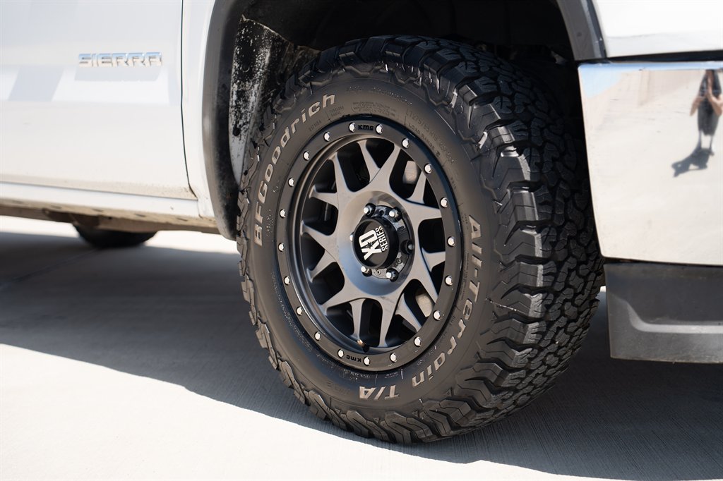 2015 GMC Sierra - $13,499