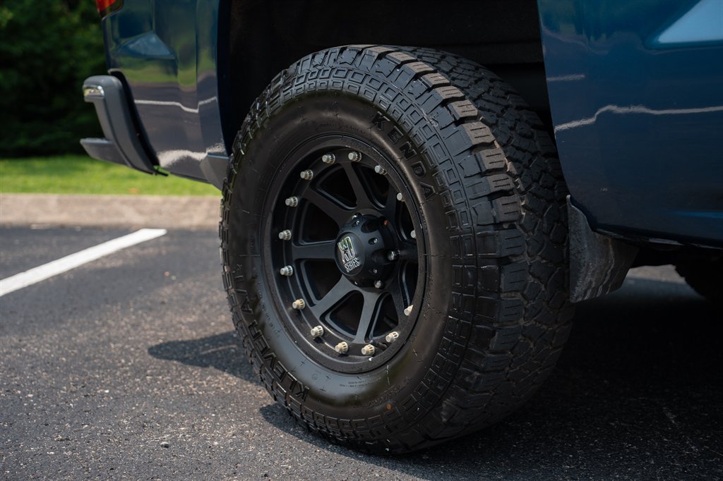2015 Chevrolet Silverado 1500 - $14,900