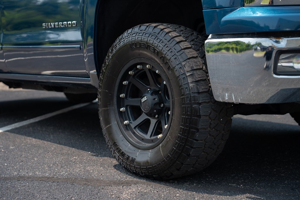 2015 Chevrolet Silverado 1500 - $14,900