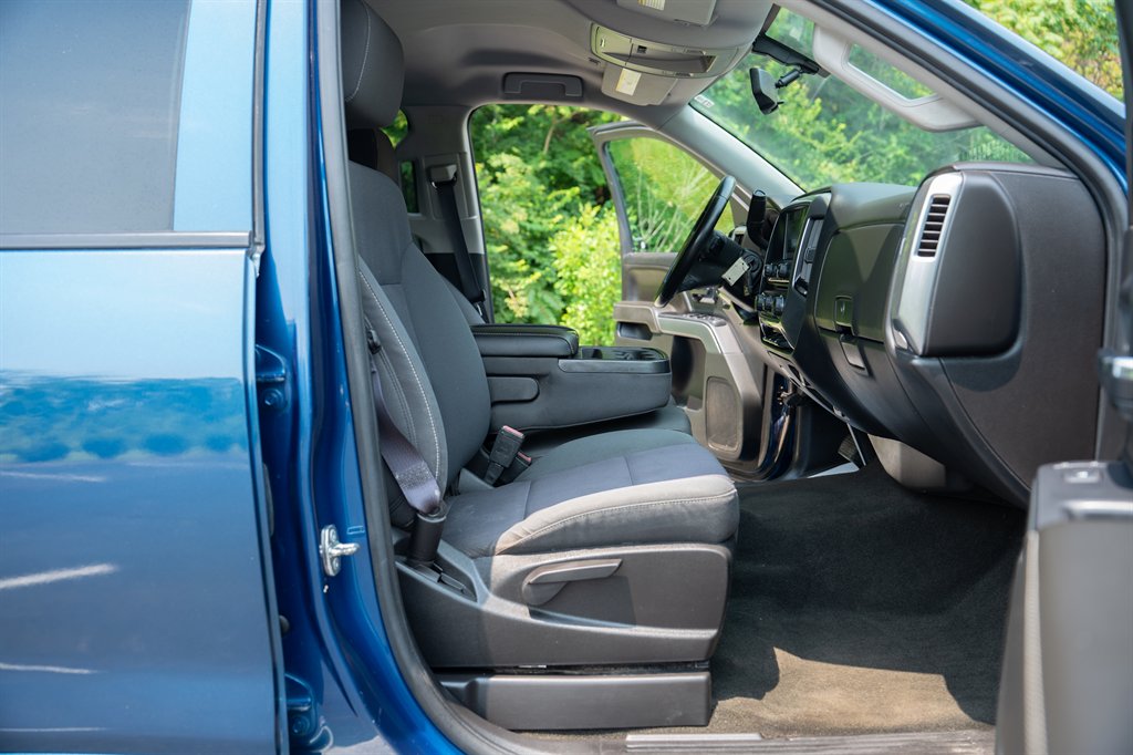 2015 Chevrolet Silverado 1500 - $14,900