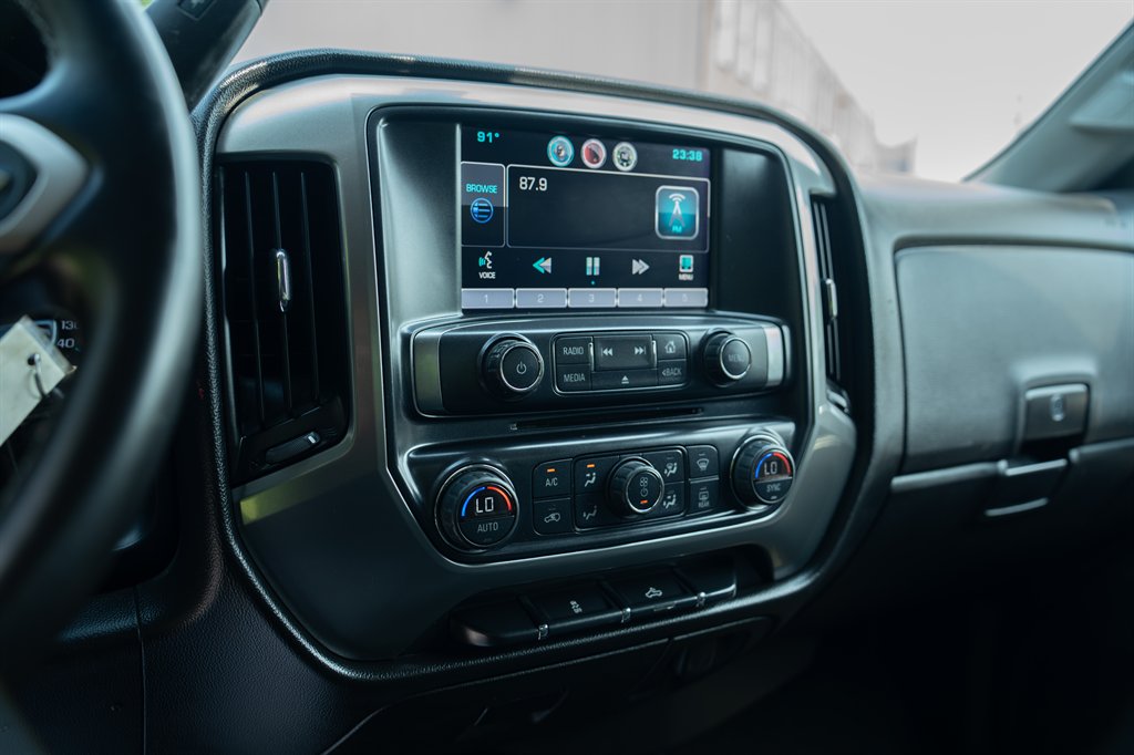 2015 Chevrolet Silverado 1500 - $14,900