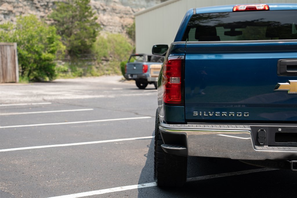 2015 Chevrolet Silverado 1500 - $14,900