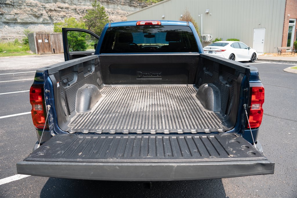 2015 Chevrolet Silverado 1500 - $14,900