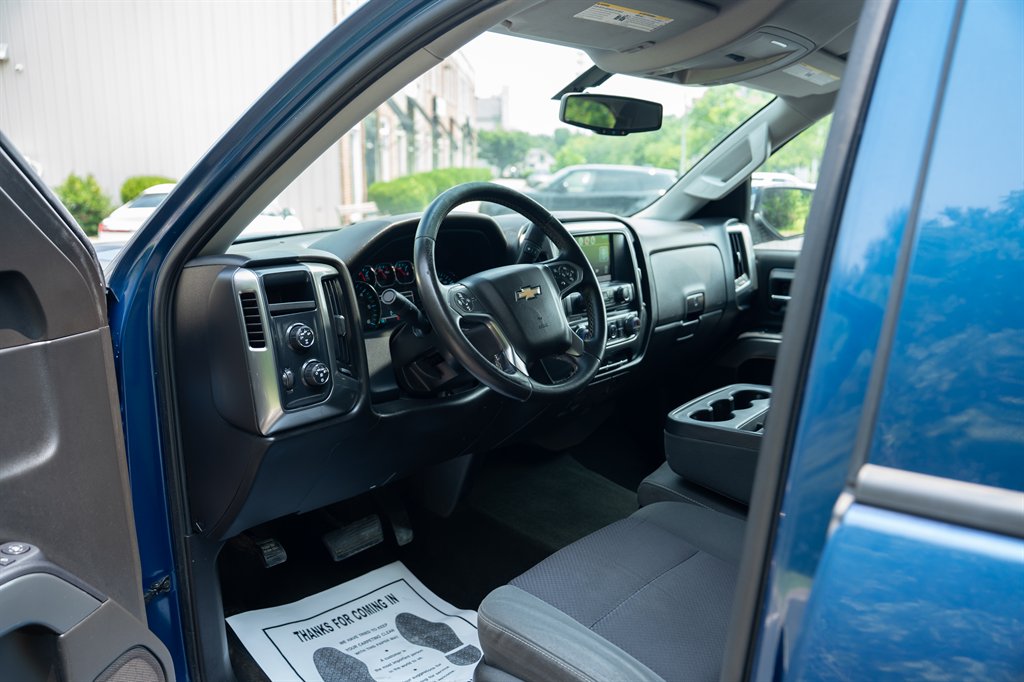 2015 Chevrolet Silverado 1500 - $14,900