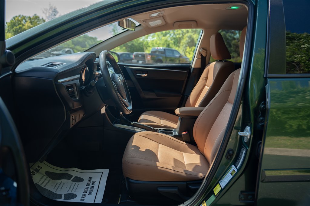 2014 Toyota Corolla - $7,900