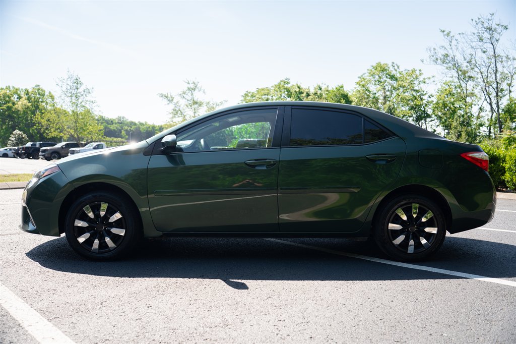 2014 Toyota Corolla - $7,900