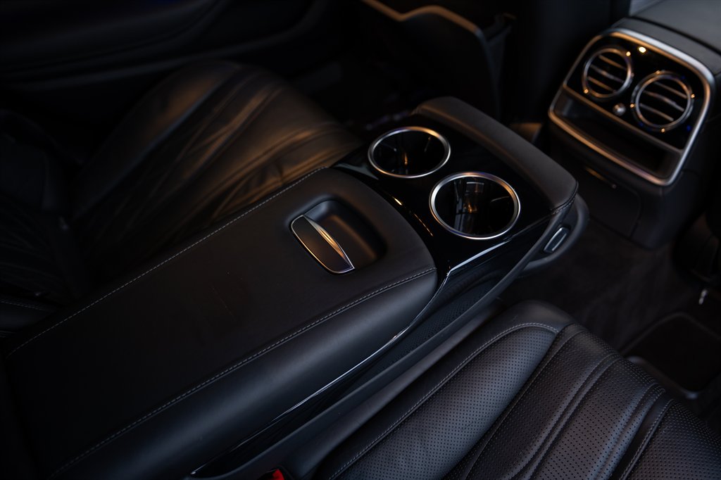 2015 Mercedes-Benz S-class - $33,900