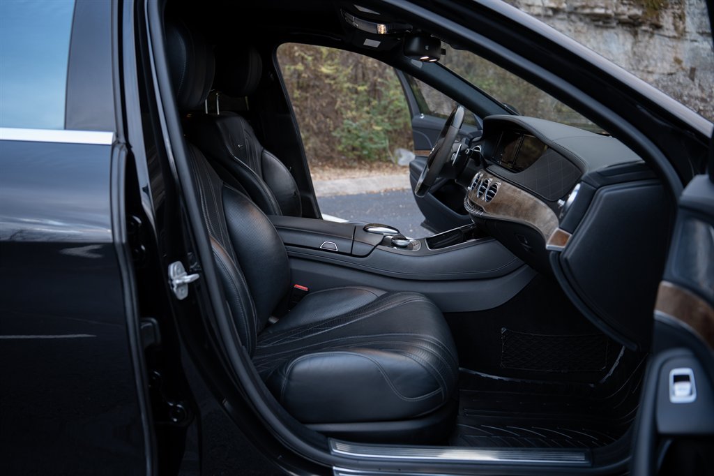 2015 Mercedes-Benz S-class - $33,900