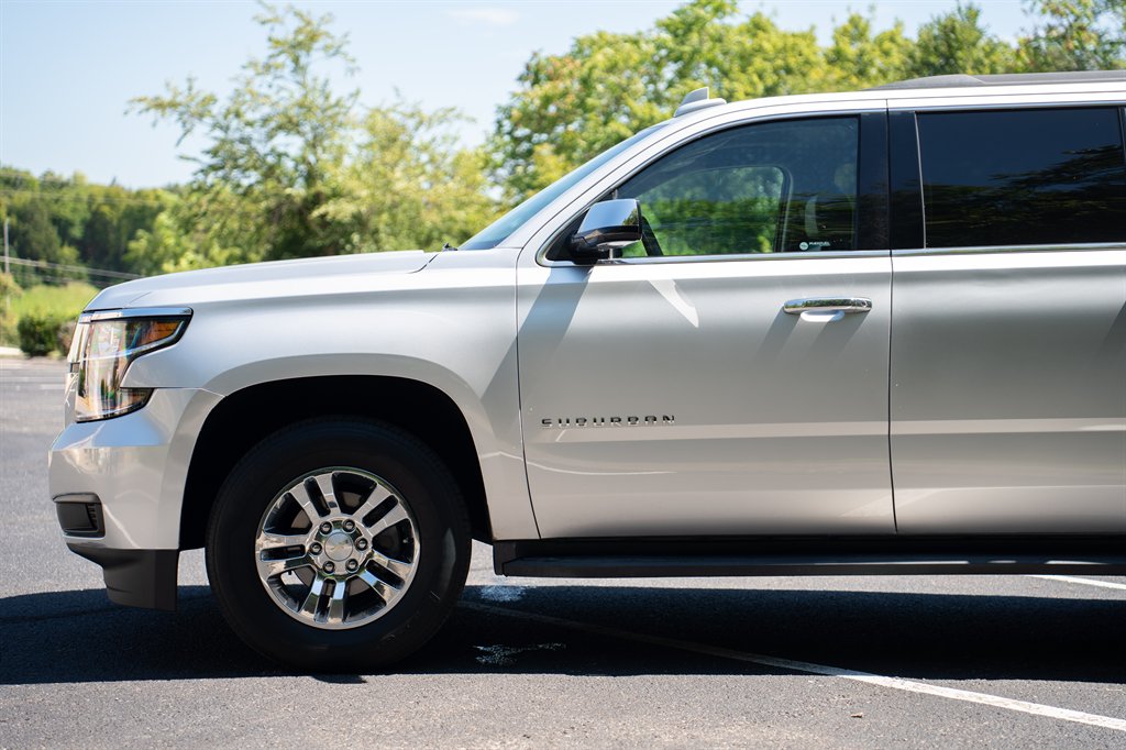 2018 Chevrolet Suburban - $22,899