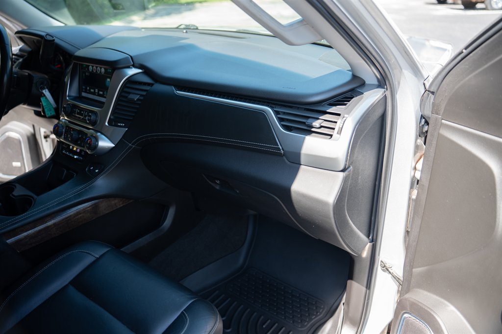 2018 Chevrolet Suburban - $22,899