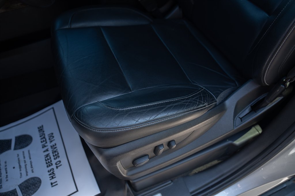 2018 Chevrolet Suburban - $22,899