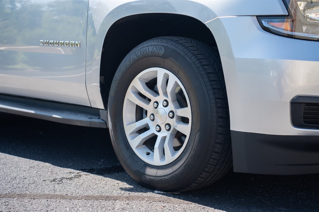 2018 Chevrolet Suburban - $22,899