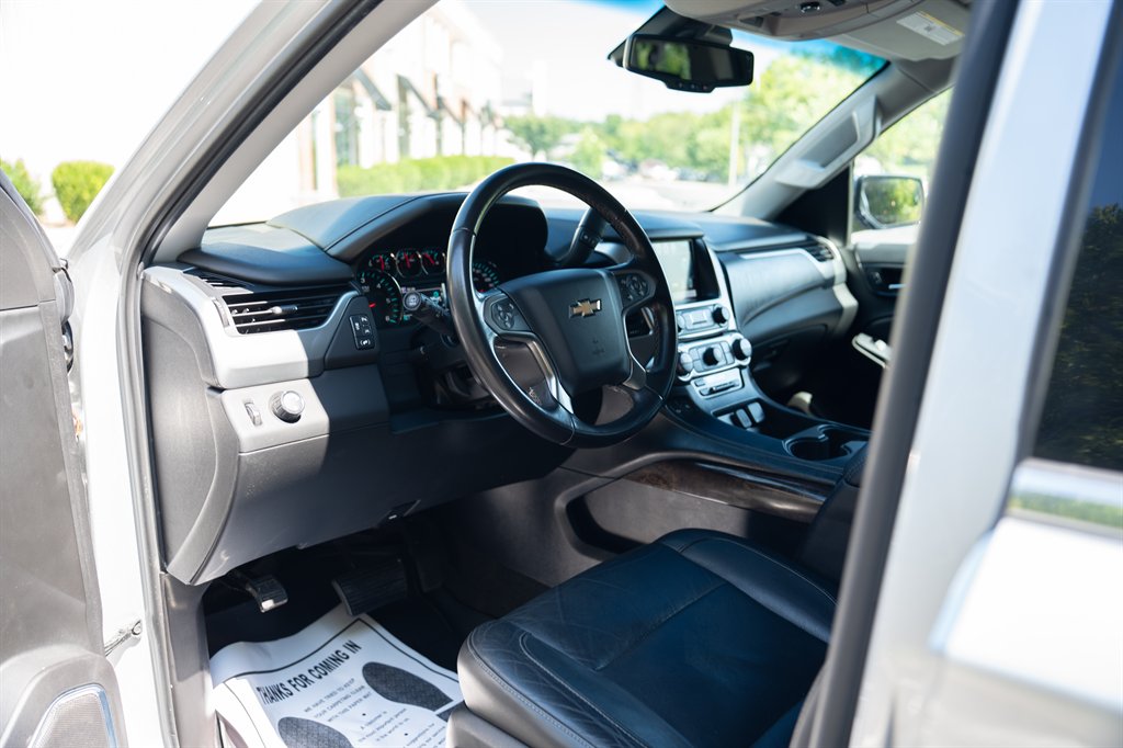 2018 Chevrolet Suburban - $22,899