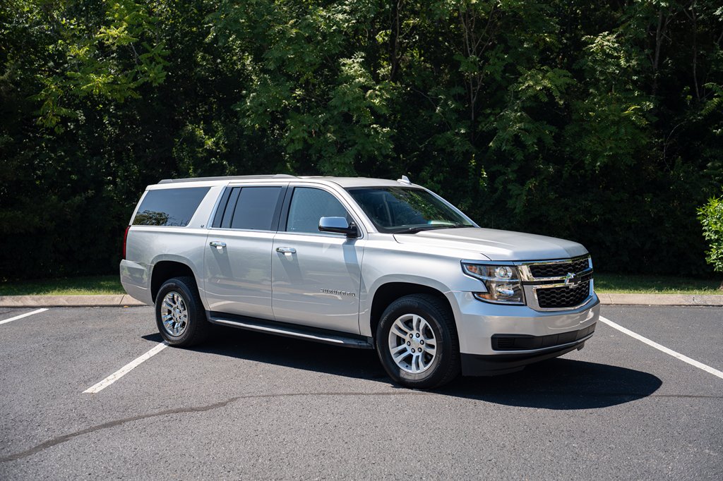 2018 Chevrolet Suburban - $22,899