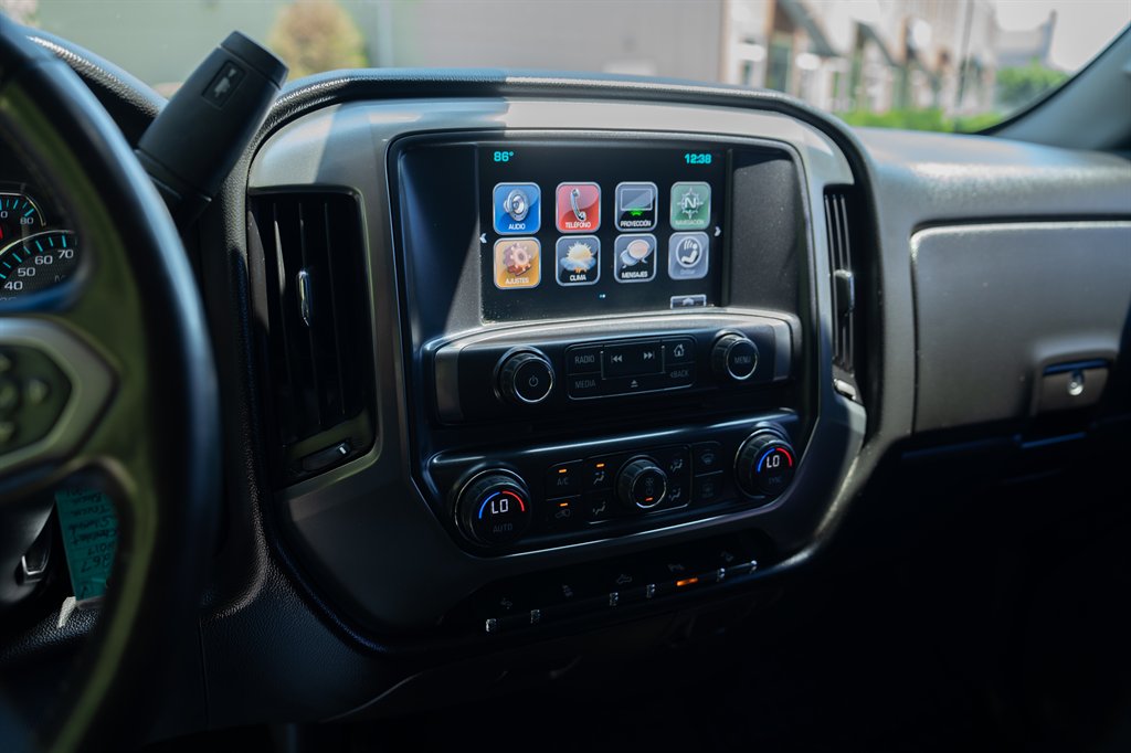 2017 Chevrolet Silverado 1500 - $18,900