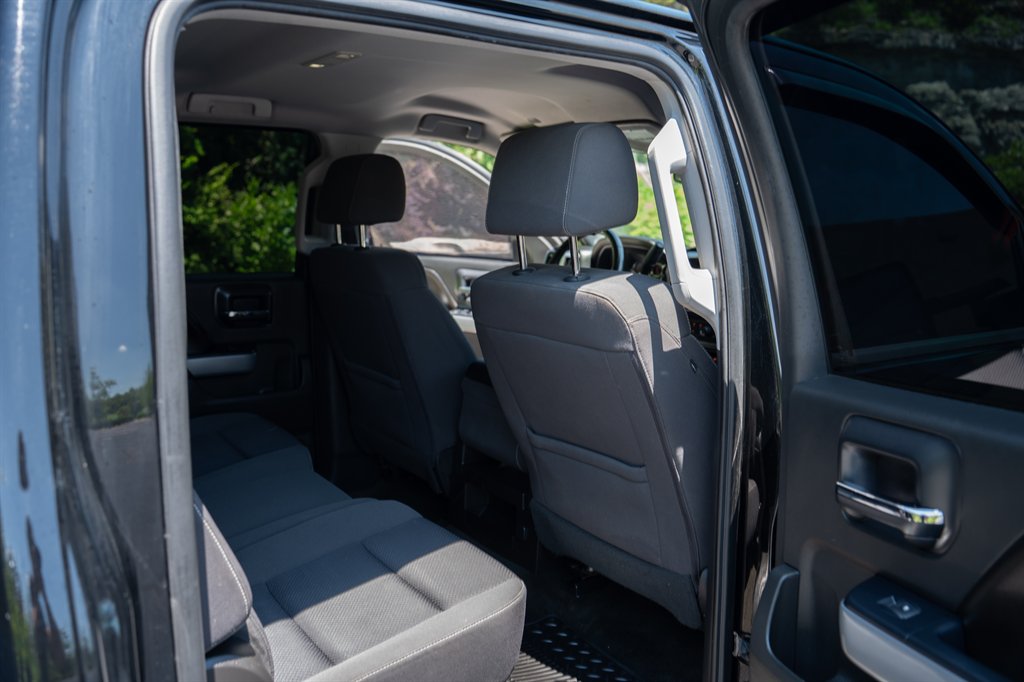 2017 Chevrolet Silverado 1500 - $18,900