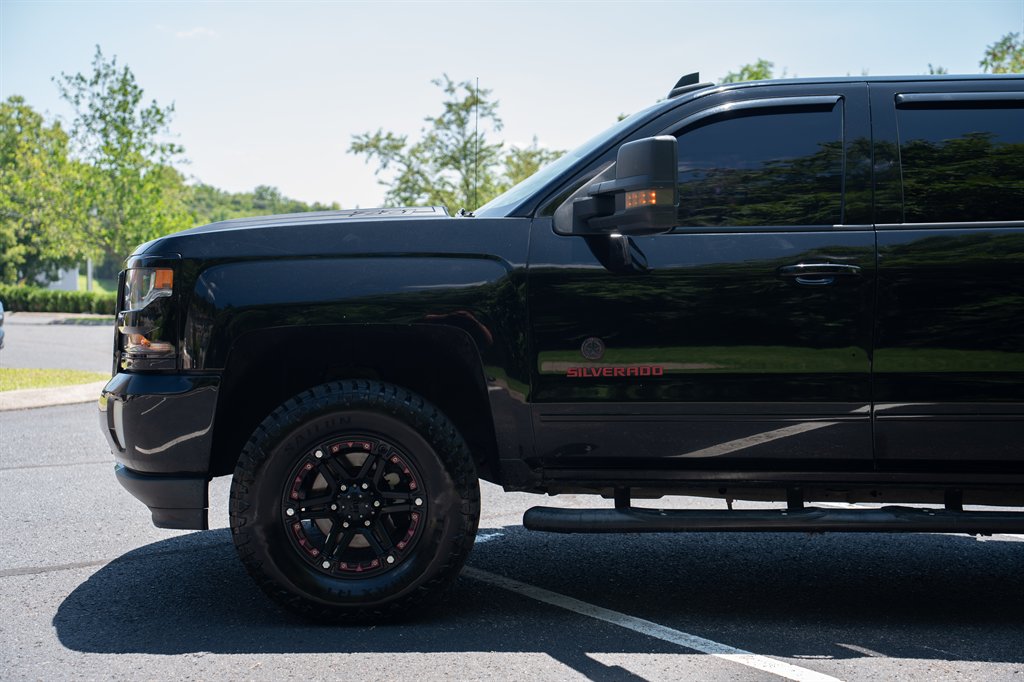 2017 Chevrolet Silverado 1500 - $18,900