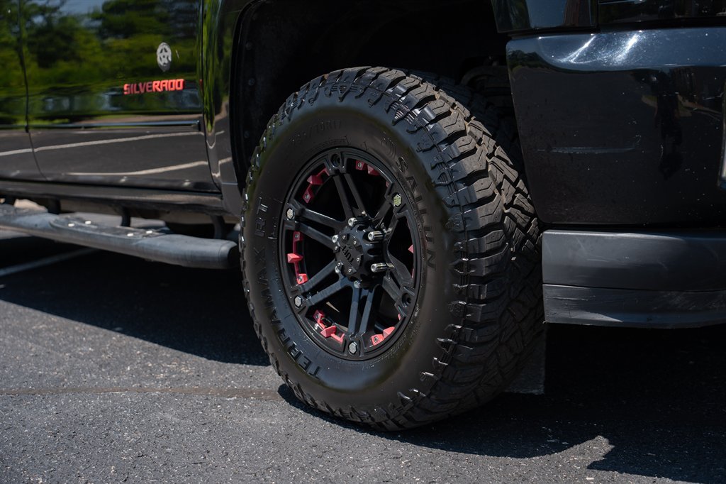 2017 Chevrolet Silverado 1500 - $18,900