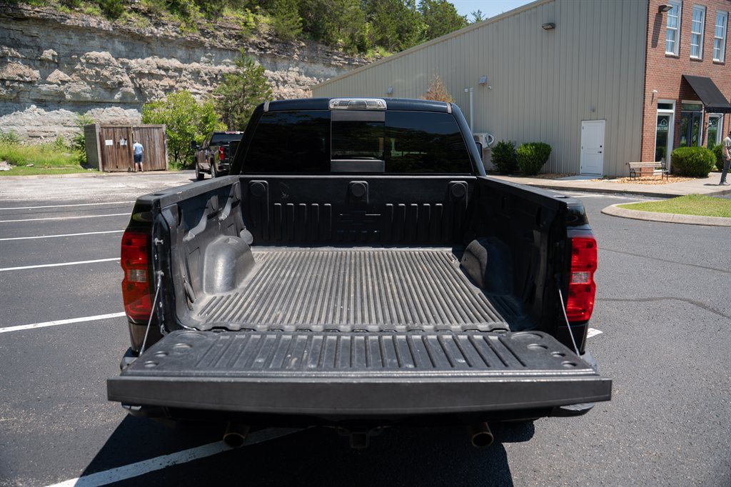 2017 Chevrolet Silverado 1500 - $18,900