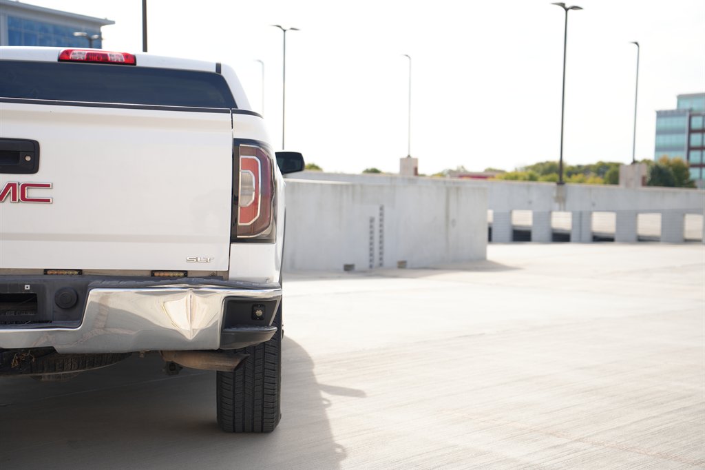 2018 GMC Sierra - $21,899