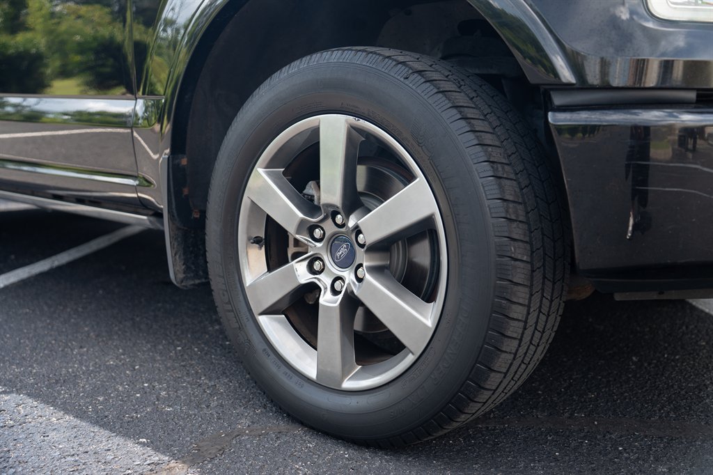 2015 Ford F-150 - $23,499