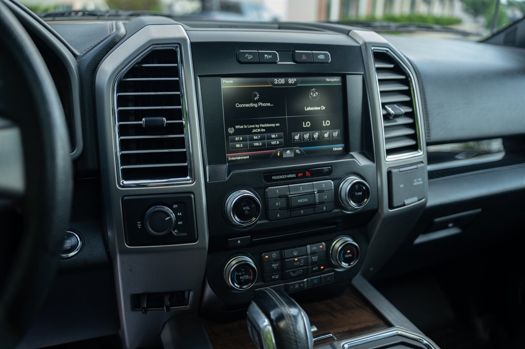 2015 Ford F-150 - $23,499