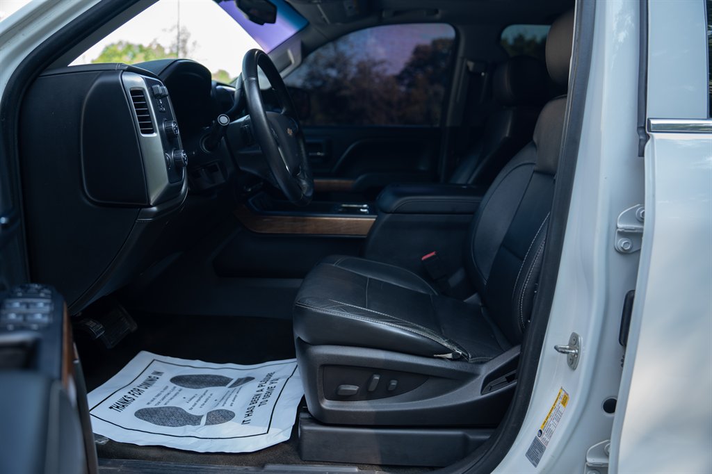 2015 Chevrolet Silverado - $24,900