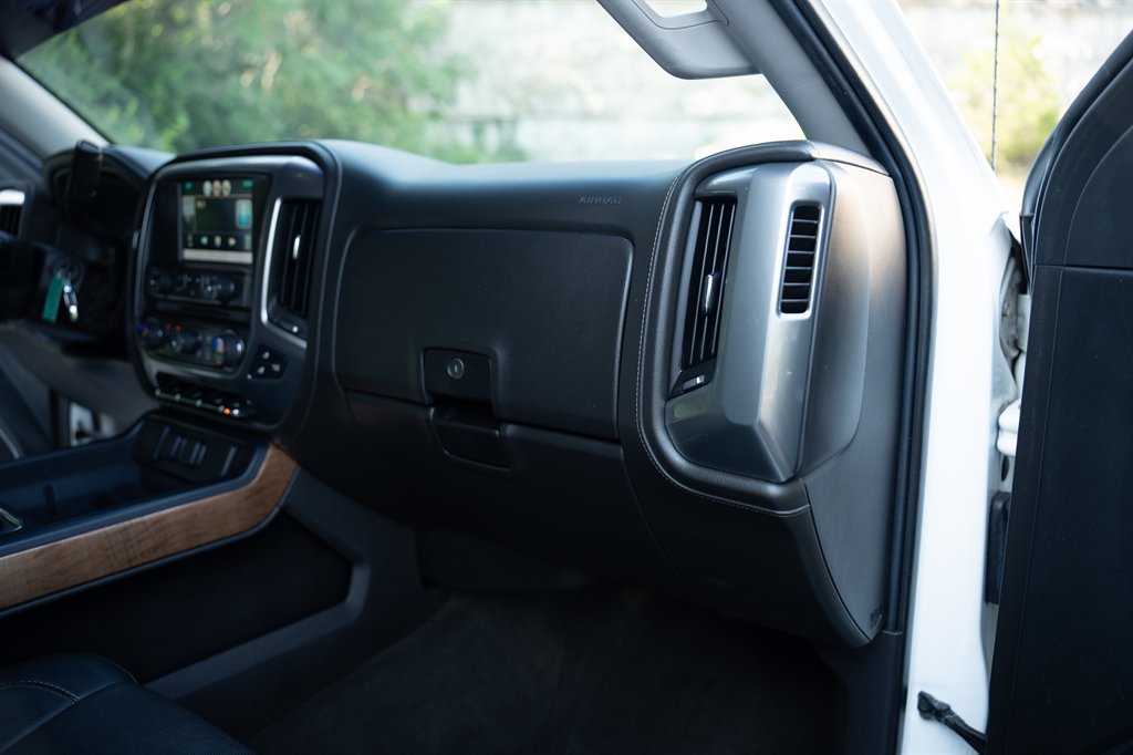 2015 Chevrolet Silverado - $24,900