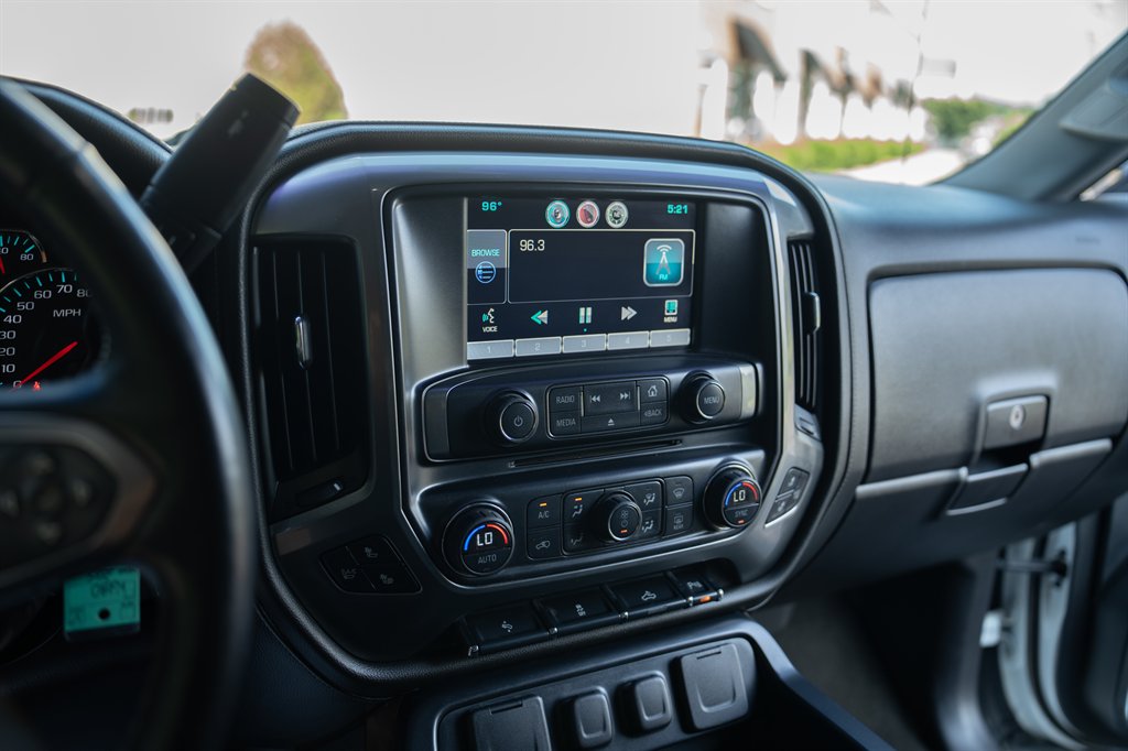 2015 Chevrolet Silverado - $24,900