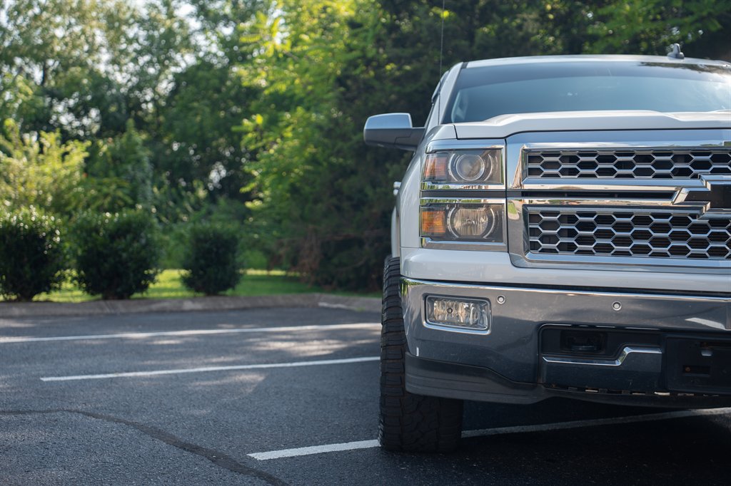 2015 Chevrolet Silverado - $24,900