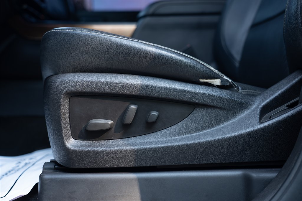 2015 Chevrolet Silverado - $24,900