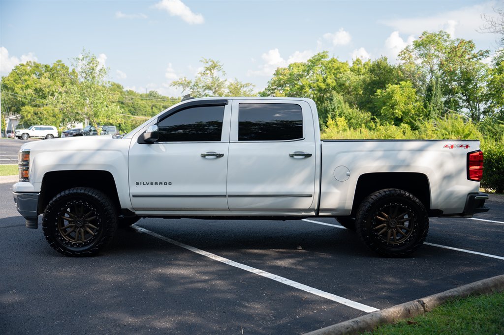 2015 Chevrolet Silverado - $24,900