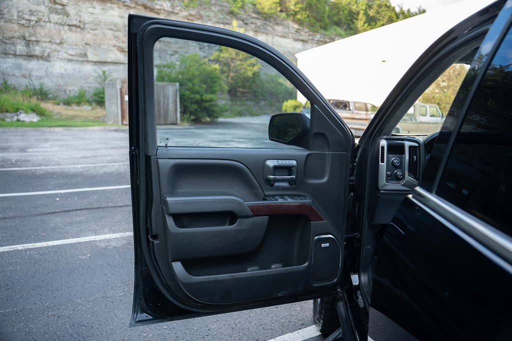 2018 GMC Sierra - $22,199