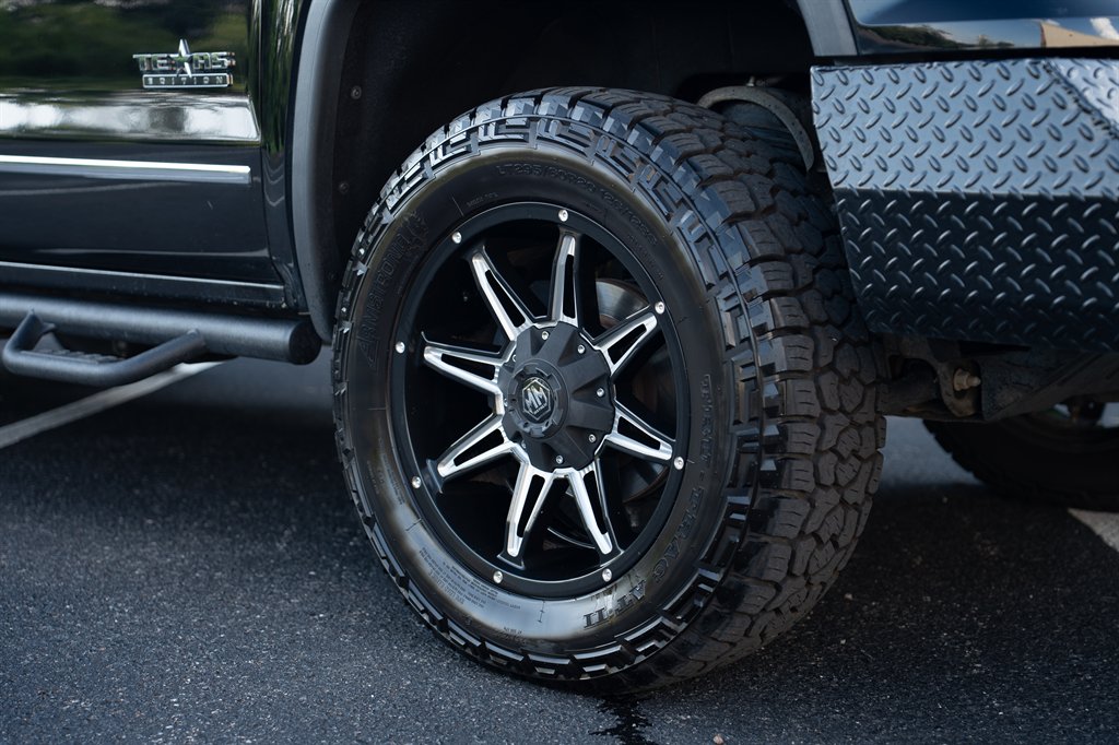 2018 GMC Sierra - $22,199