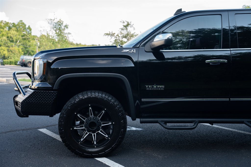 2018 GMC Sierra - $22,199