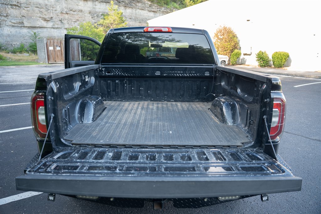 2018 GMC Sierra - $22,199