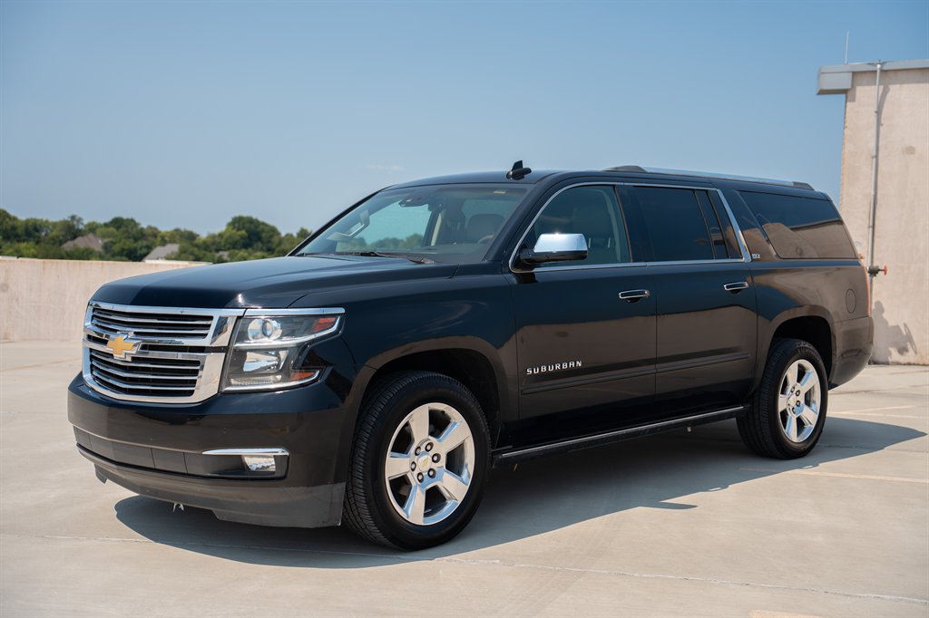 2015 Chevrolet Suburban - $25,900