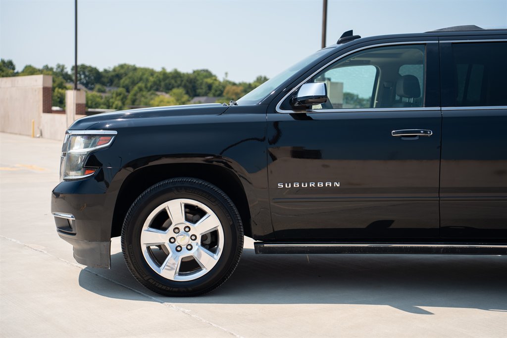 2015 Chevrolet Suburban - $25,900