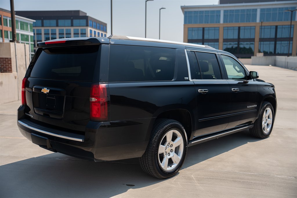 2015 Chevrolet Suburban - $25,900