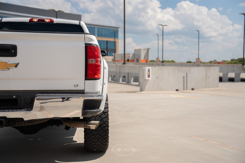 2015 Chevrolet Silverado - $18,900