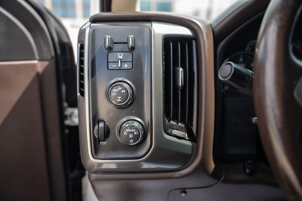2015 Chevrolet Silverado - $18,900