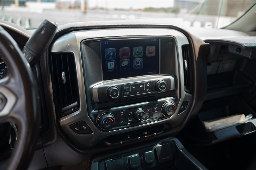 2015 Chevrolet Silverado - $18,900