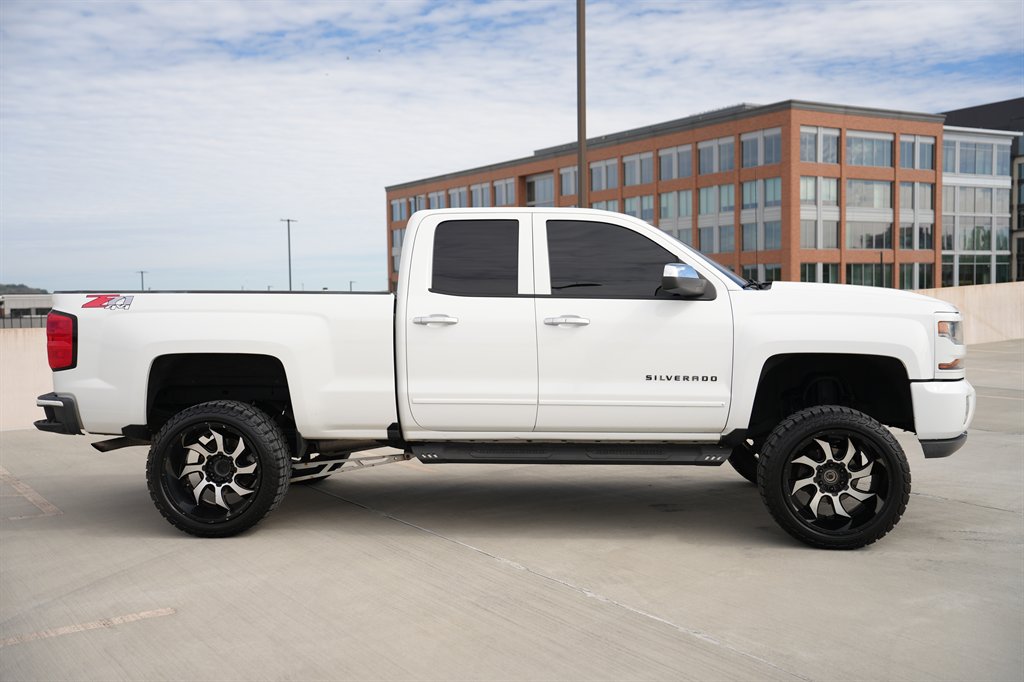 2016 Chevrolet Silverado - $14,900