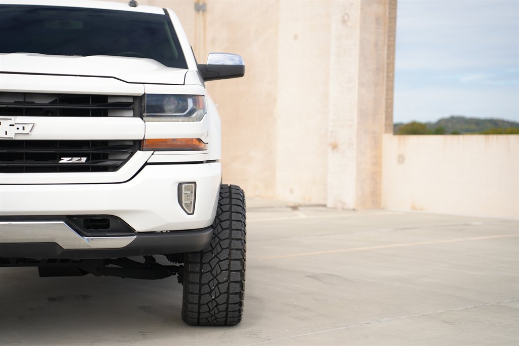 2016 Chevrolet Silverado - $14,900