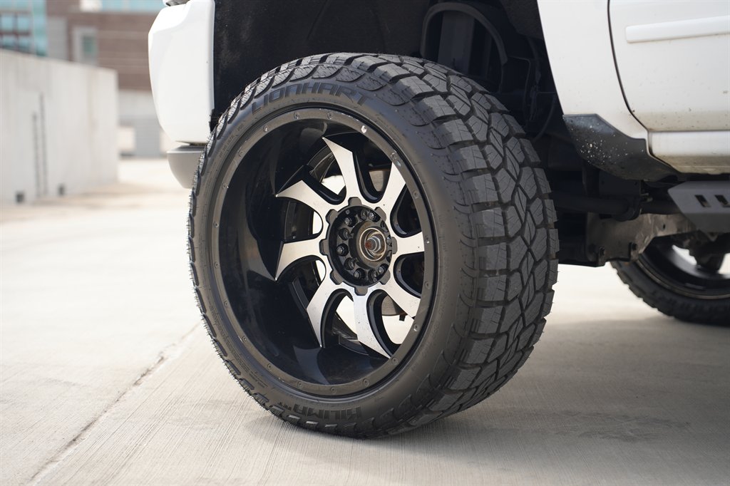 2016 Chevrolet Silverado - $14,900