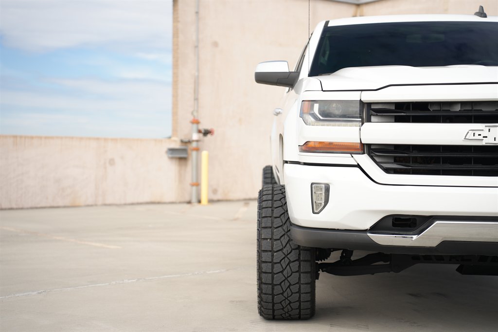 2016 Chevrolet Silverado - $14,900