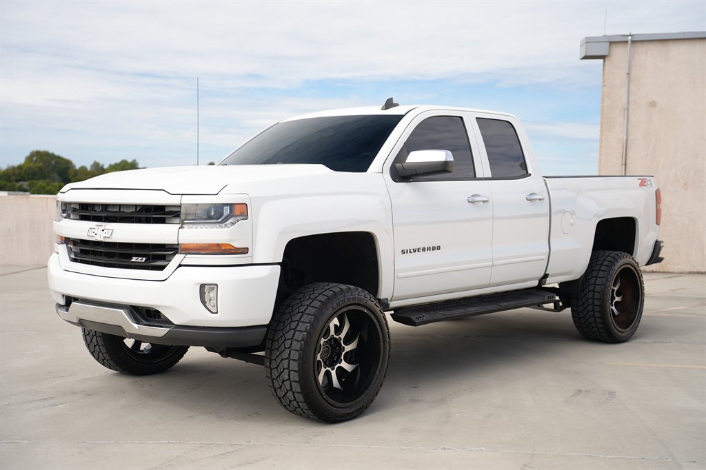 2016 Chevrolet Silverado - $14,900