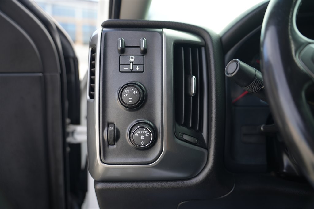 2016 Chevrolet Silverado - $14,900