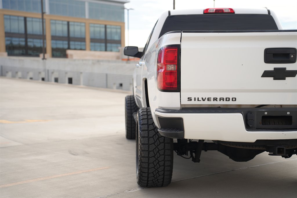 2016 Chevrolet Silverado - $14,900